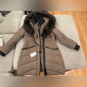 Noize Gigi mid length parka - beautiful cold weather coat with fur trim